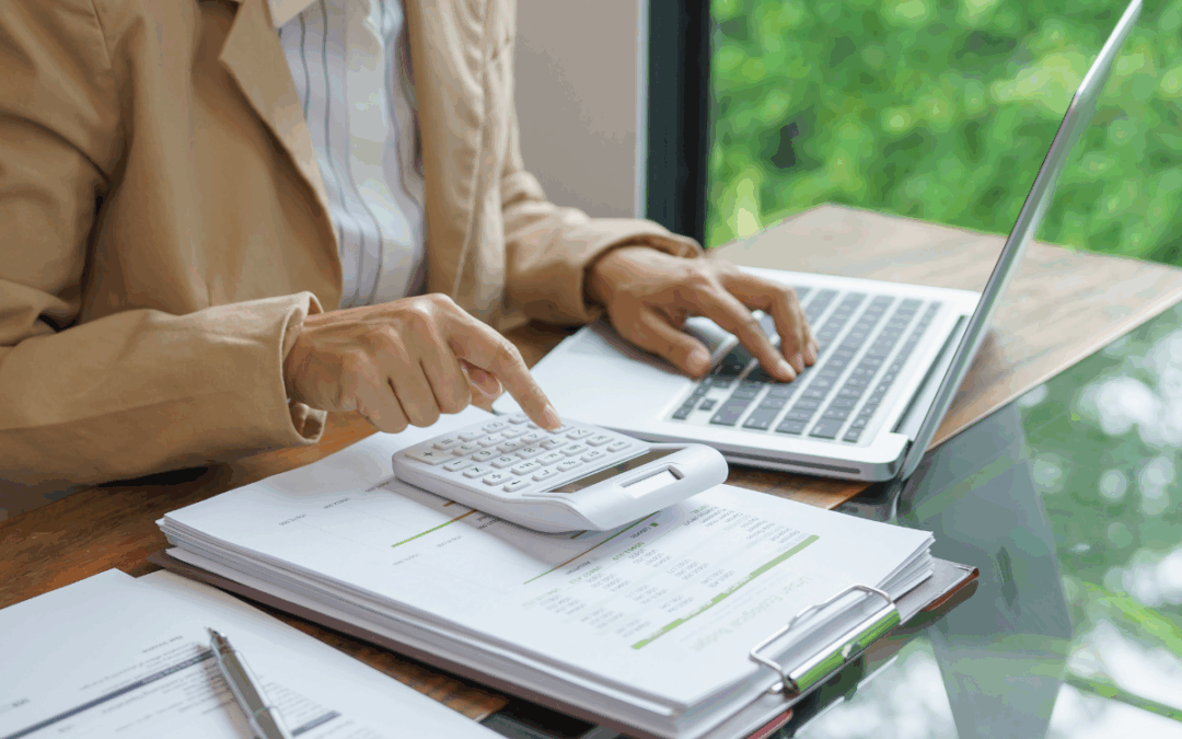 Orçamento de Sacolas Plásticas B2B: 5 Fatores que Impactam o Preço